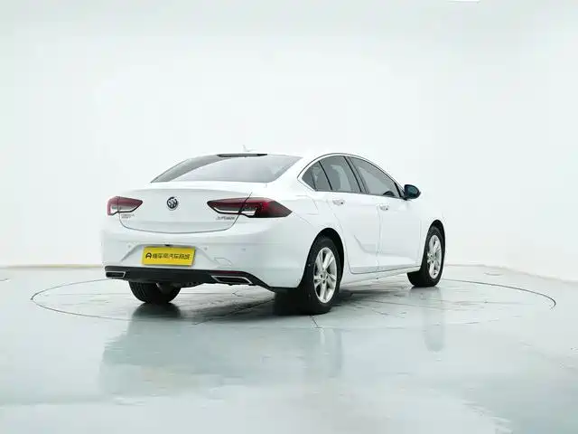 Buick Regal — миниатюра 8