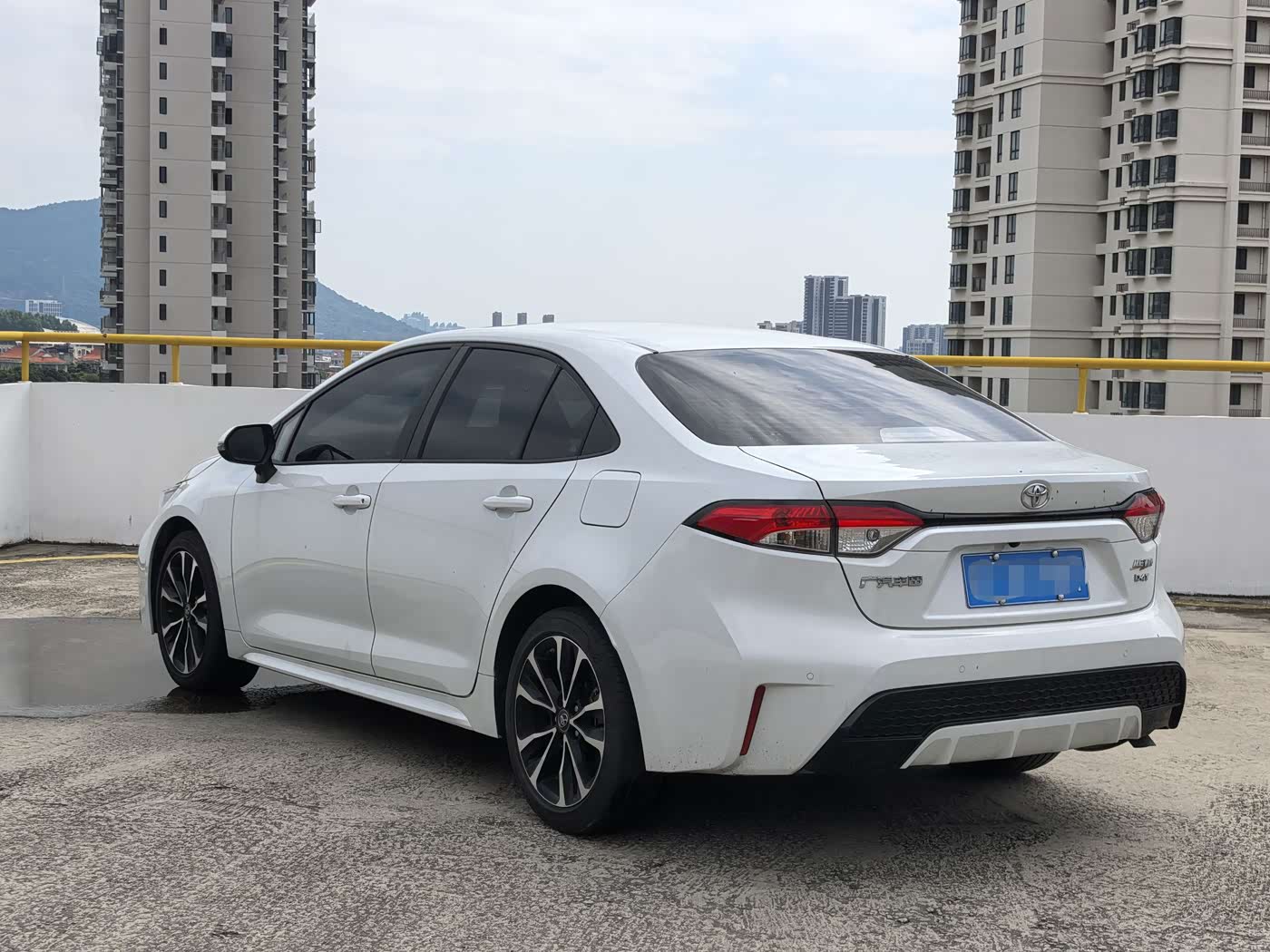 Toyota Levin 1.2 л 2021 г. Белый, пробег 50000 км
