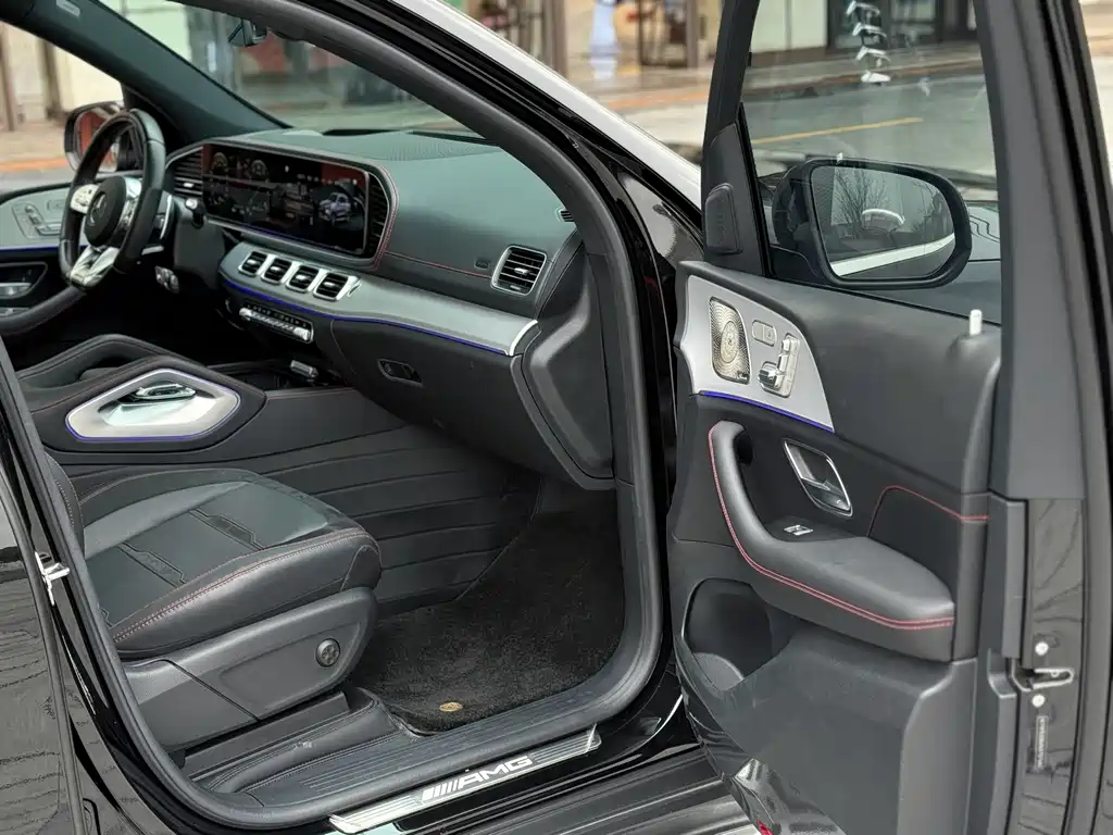 MERCEDES-BENZ GLE AMG