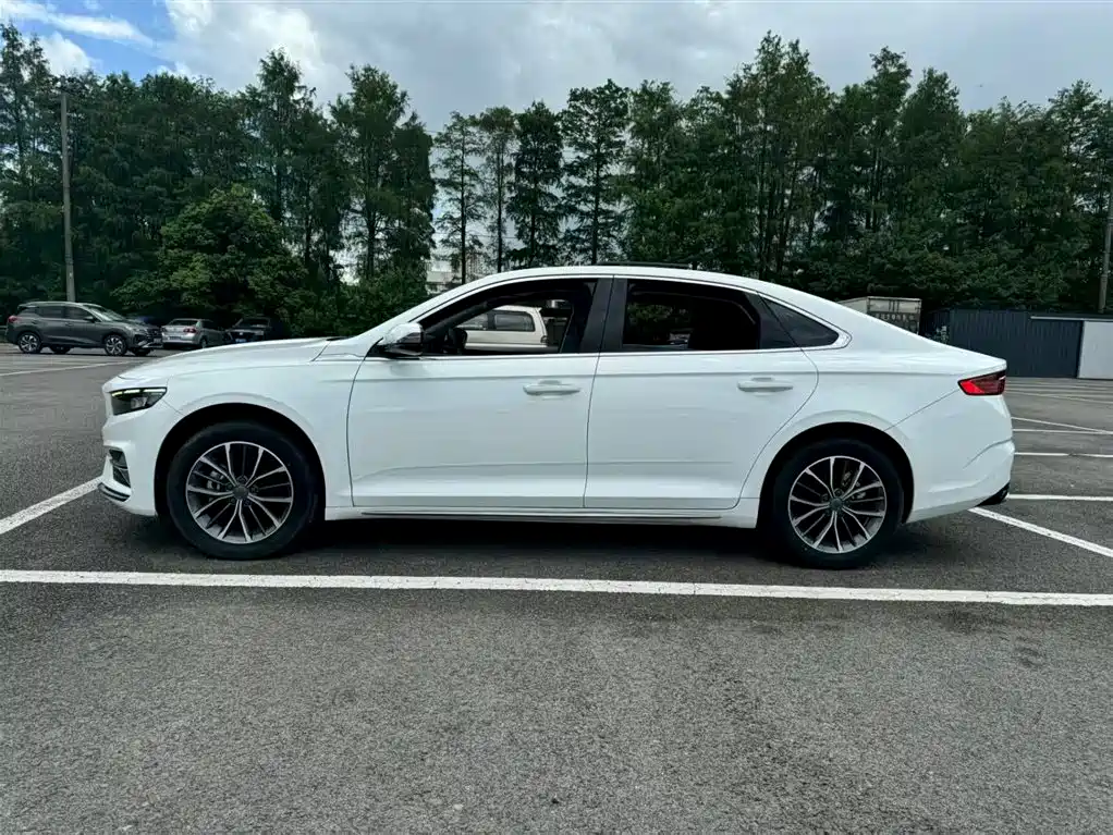 GEELY AUTOMOBILE XINGRUI