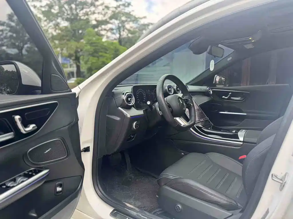 MERCEDES-BENZ C CLASS