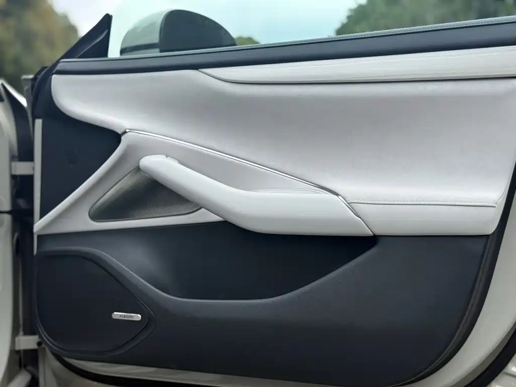 XIAOMI CAR XIAOMI SU7