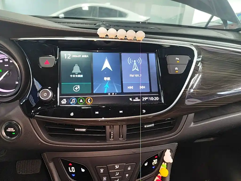 Buick Envision Plus — миниатюра 9
