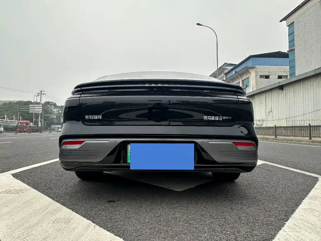 GEELY GALAXY GALAXY SPARKLE 8