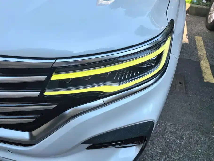 Roewe RX5 eMAX — миниатюра 5