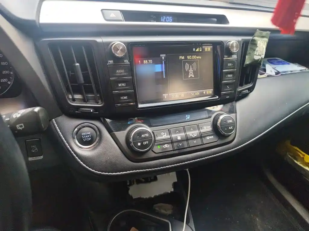 Toyota RAV4 2018 2.5L AT Elite i