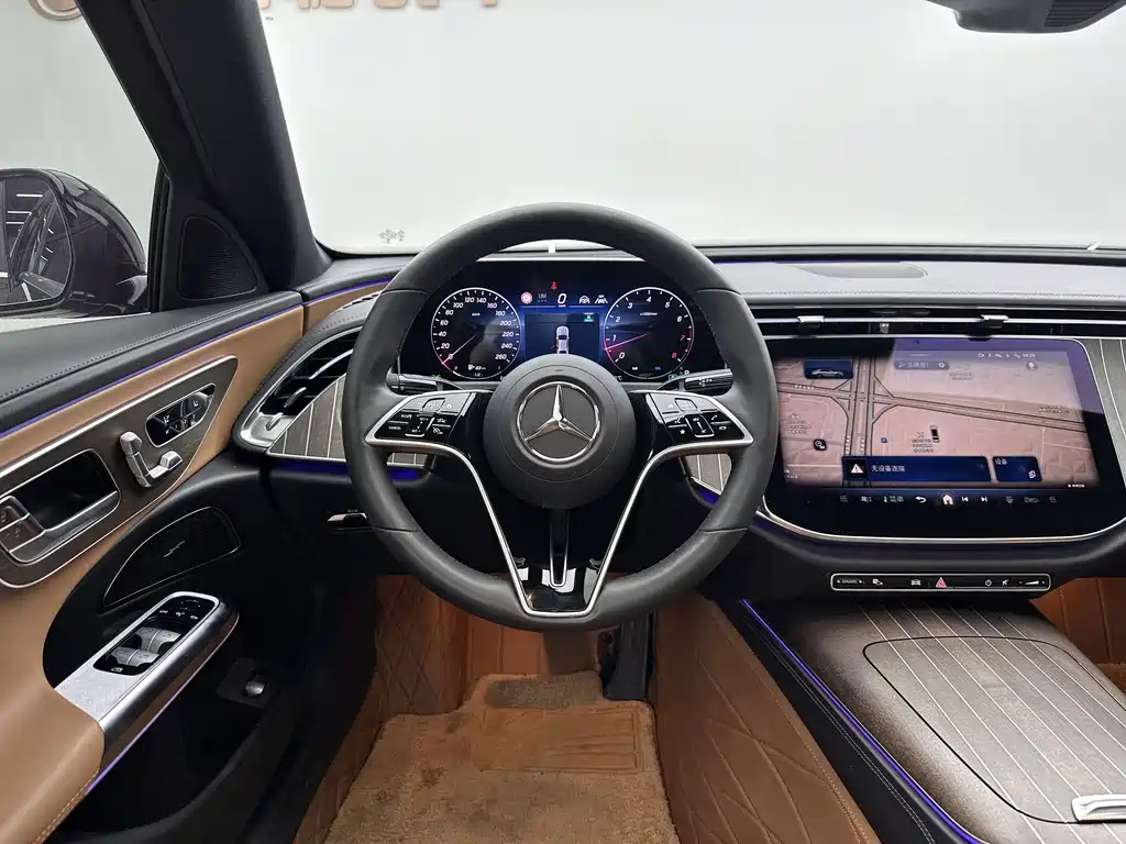 Mercedes-Benz E-Class E 2025 E 300 L Fashion
