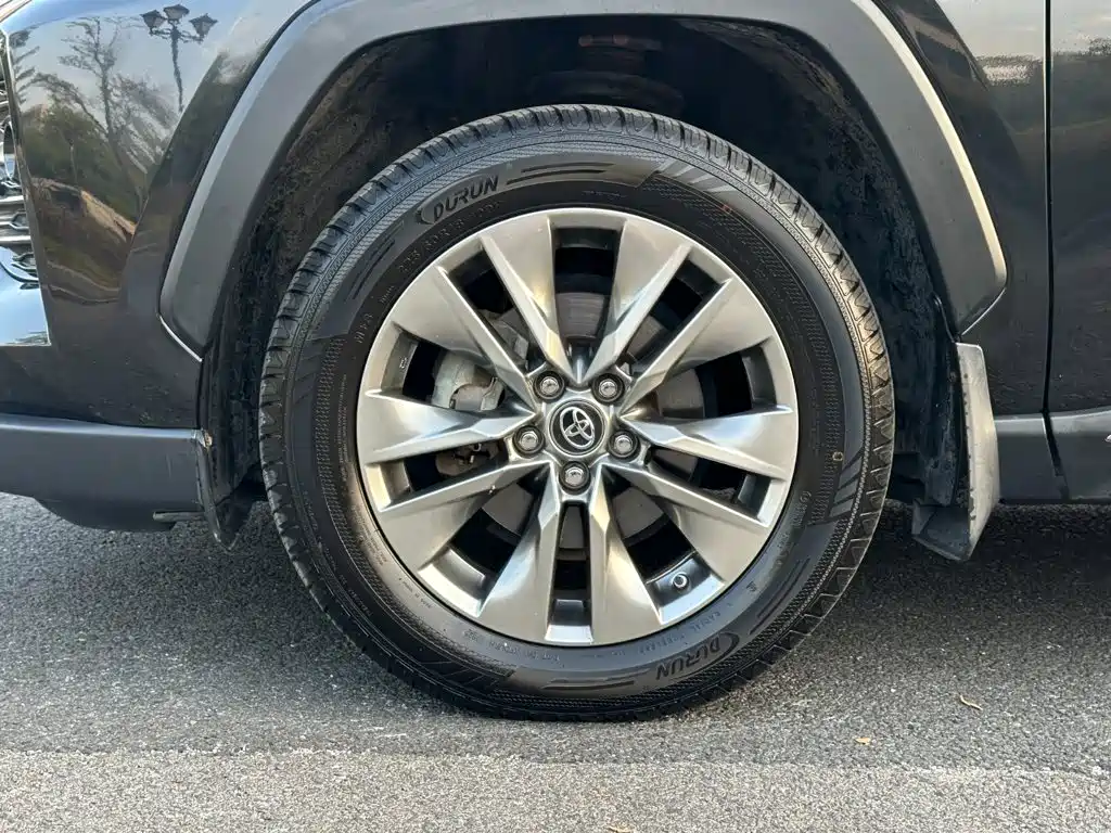 Toyota Wildlander — миниатюра 18