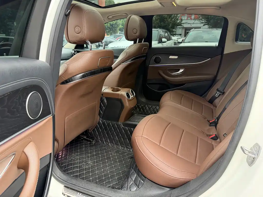 Mercedes-Benz E-Class E 2018 E 300 L Sport Fashion