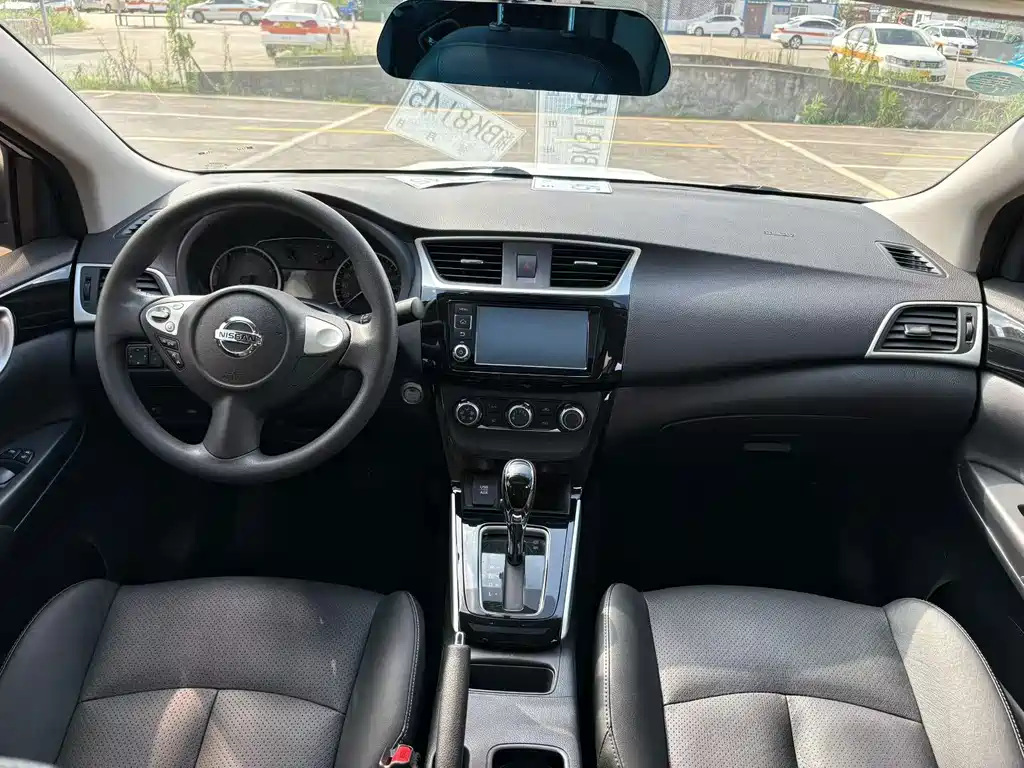 Nissan Sylphy — миниатюра 8