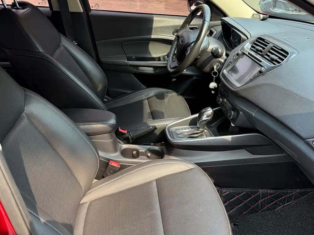 Ford Escort 2017 1.5L AT Fashion