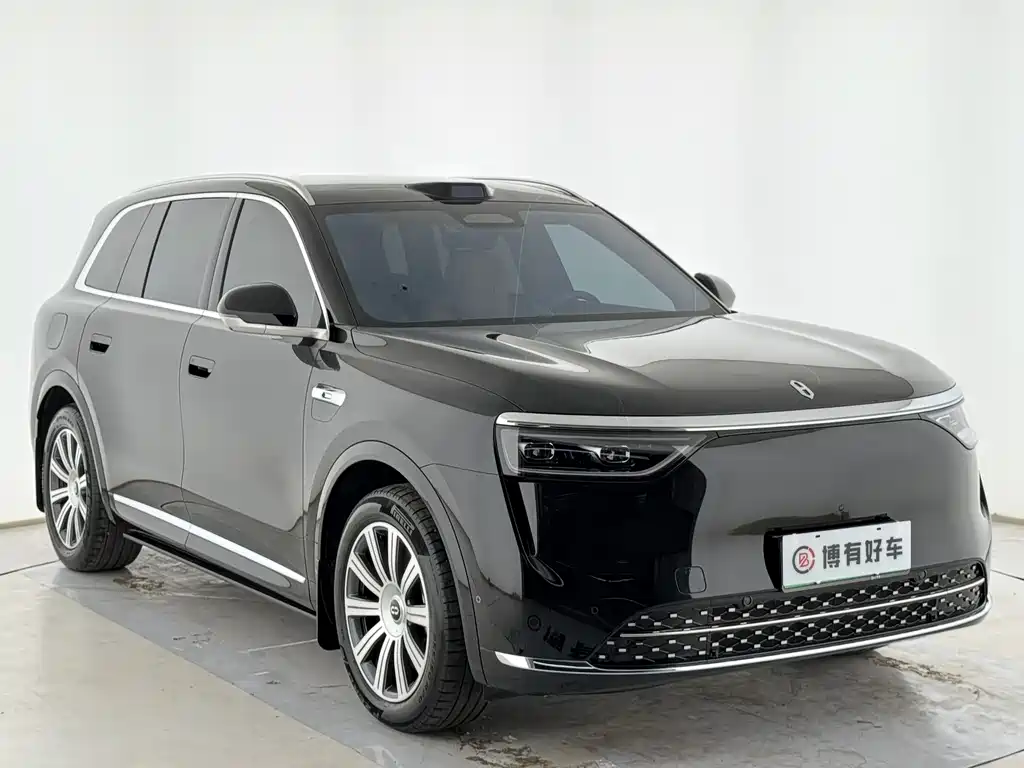 Aito M8 2025 Max+ 53.4kWh 5 мест (192 ）