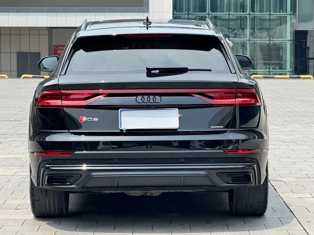 Audi Q8 2022 55 TFSI Premium