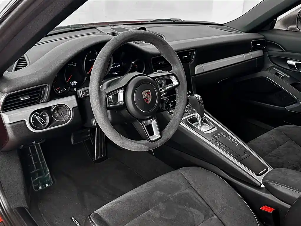 Porsche 911 2017 Carrera GTS 3.0T