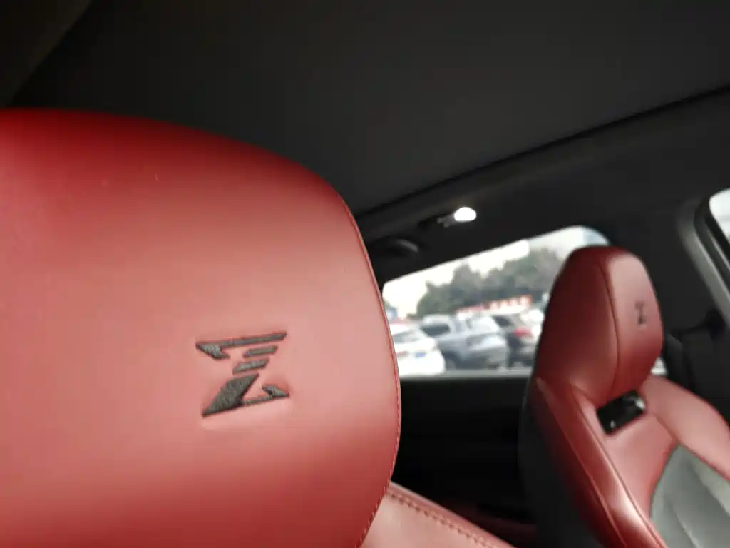 CHANGAN CHANGAN AUCHAN Z6