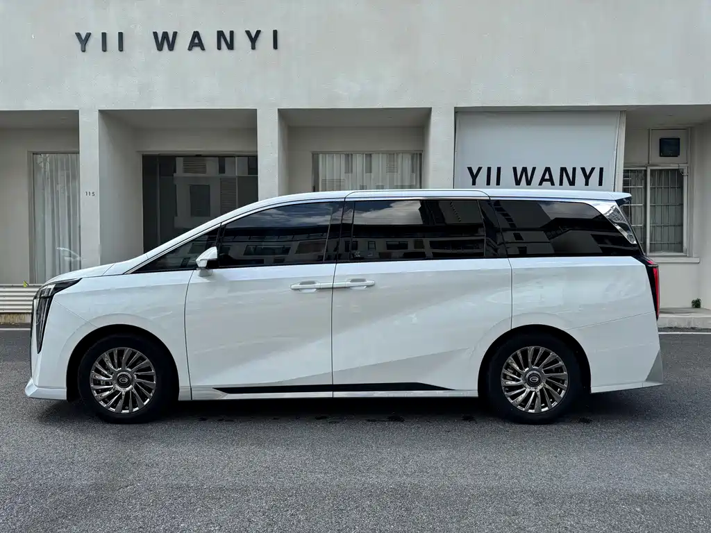 GAC Motor Trumpchi M8 — миниатюра 6