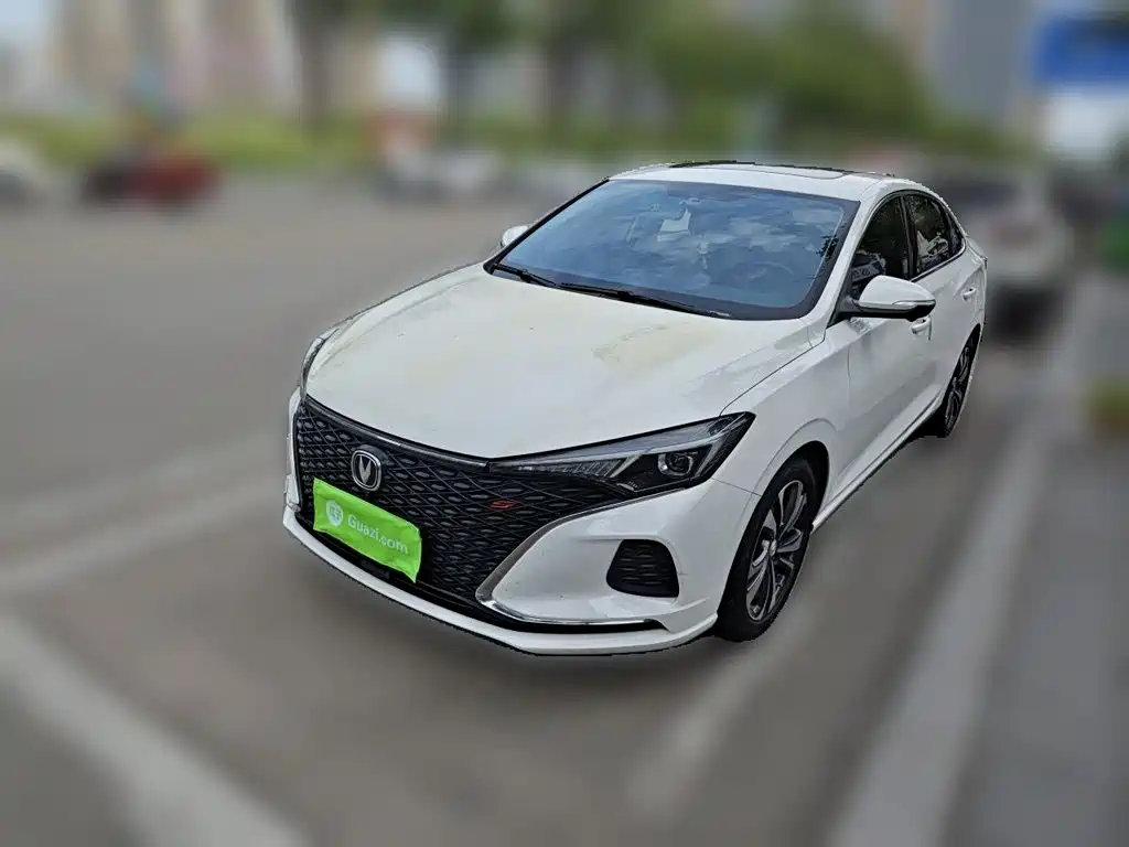 2020 Changan Eado - zdjęcie 1 z 25