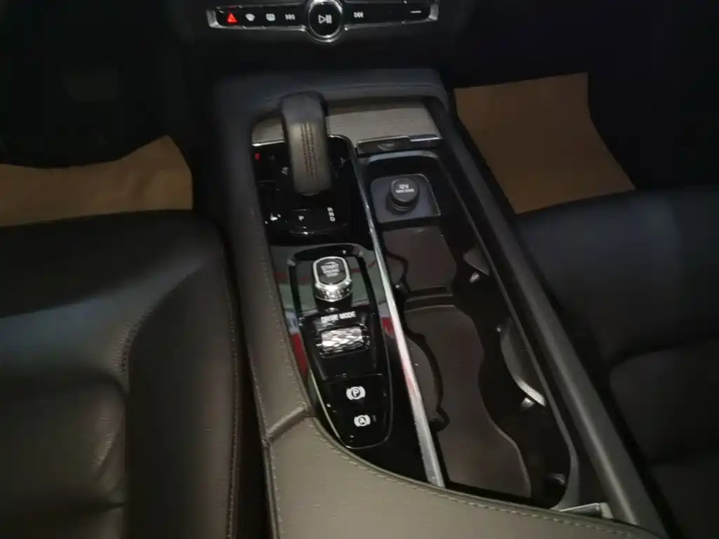 Volvo V90 — миниатюра 14