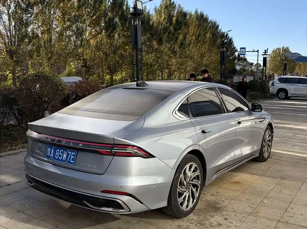 Lincoln Z — миниатюра 4