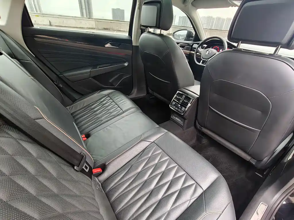 Volkswagen Passat — миниатюра 20