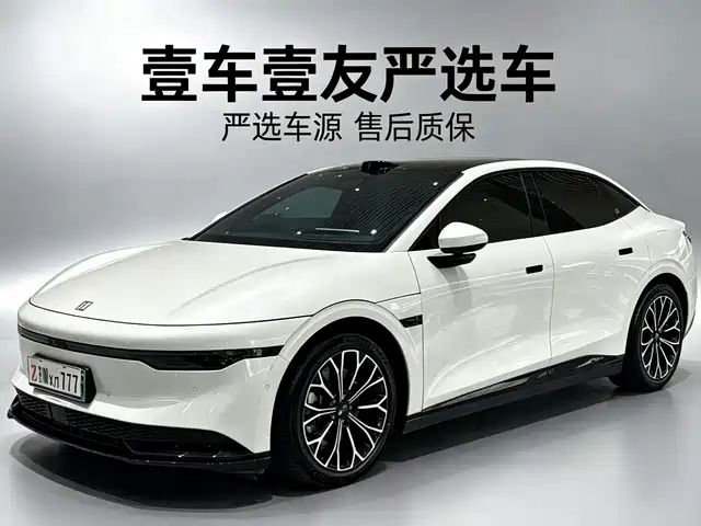 2024 Zeekr 007