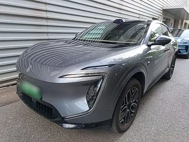 2025 Avatr 07