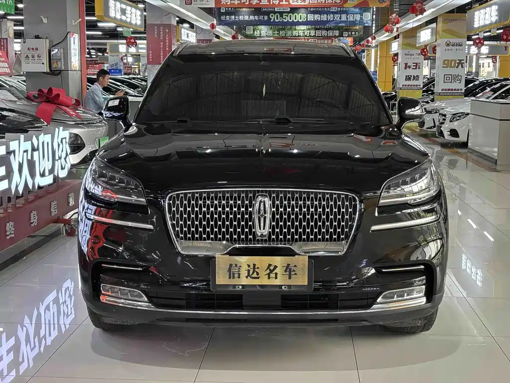 Lincoln Aviator — миниатюра 8