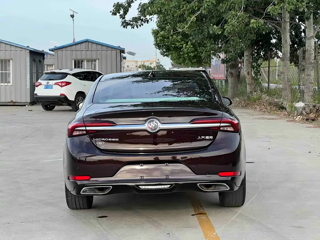 Buick LaCrosse 2021 Avenir Flagship