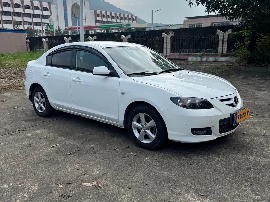 Mazda 3 — миниатюра 3