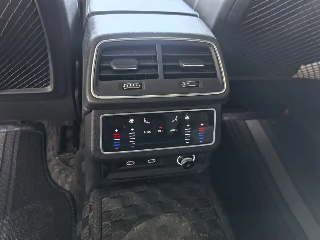 Audi A6L — миниатюра 14