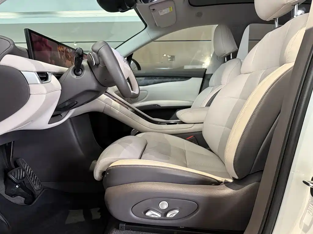 ZHIJI AUTOMOBILE ZHIJI LS6