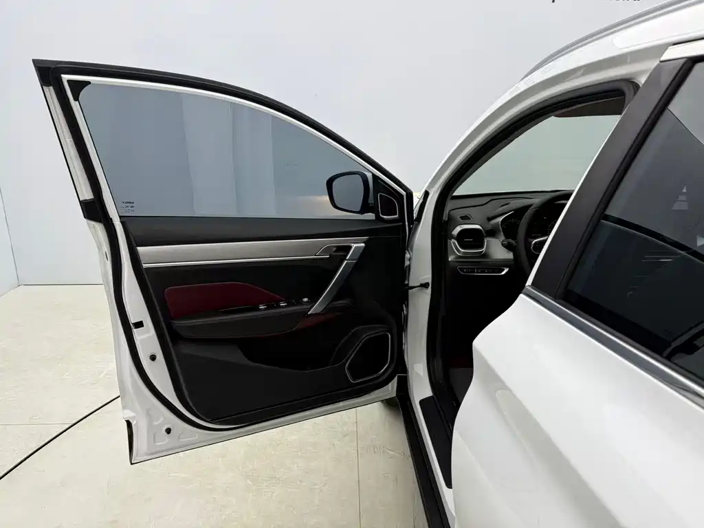 GEELY AUTOMOBILE BINYUE