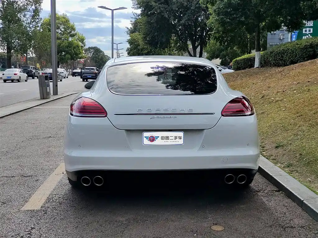 Porsche Panamera 2013 Panamera S 4.8L