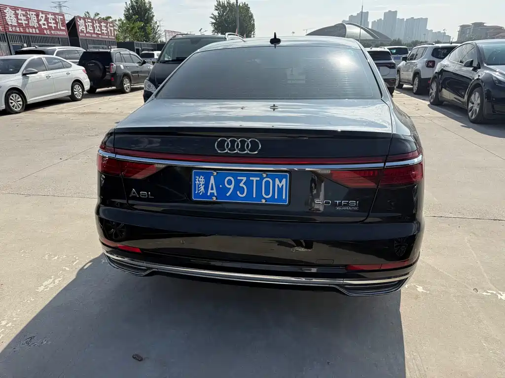 Audi A8 — миниатюра 8