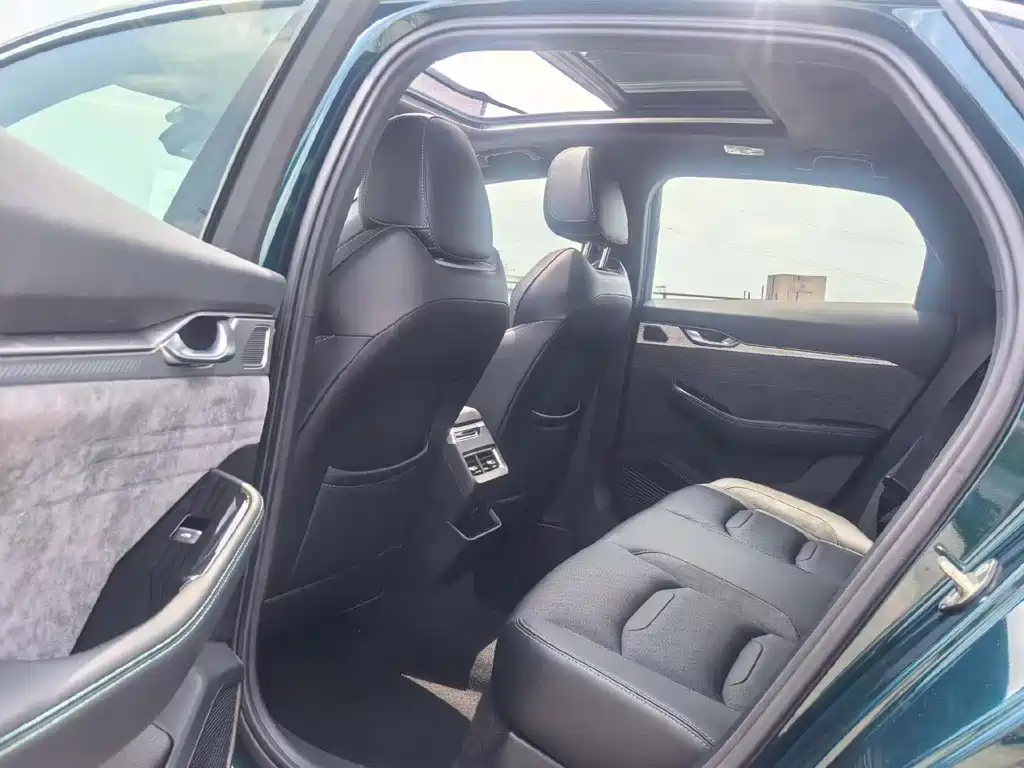 Geely Xingrui — миниатюра 5