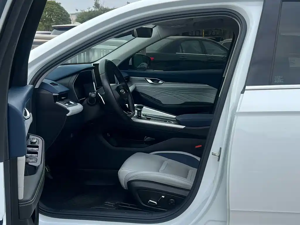 GEELY AUTOMOBILE XINGRUI