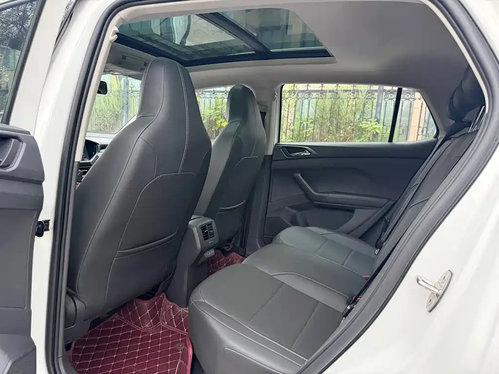 Volkswagen T-Cross — миниатюра 9