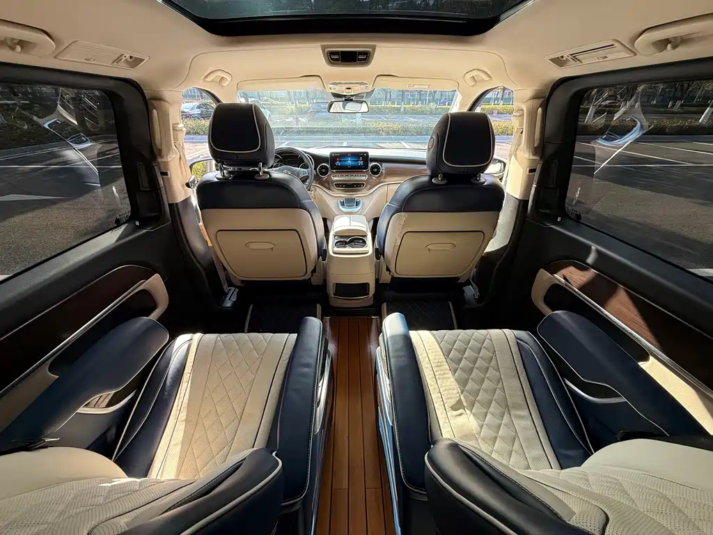 MERCEDES-BENZ V CLASS