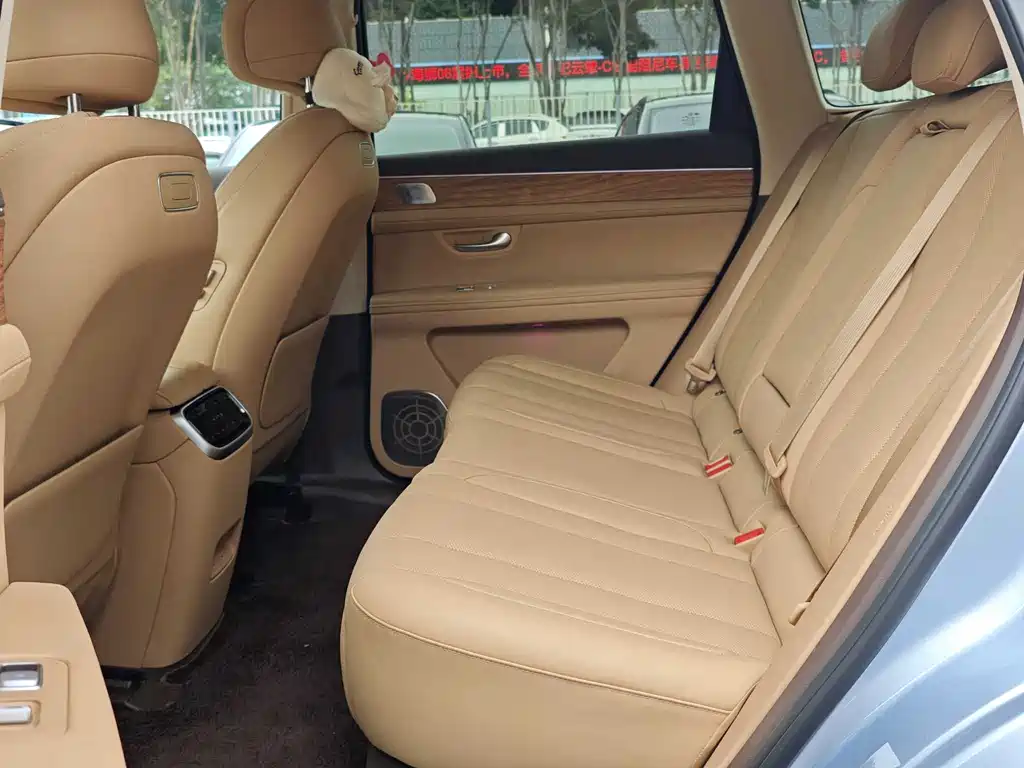 AITO ASK THE WORLD M7