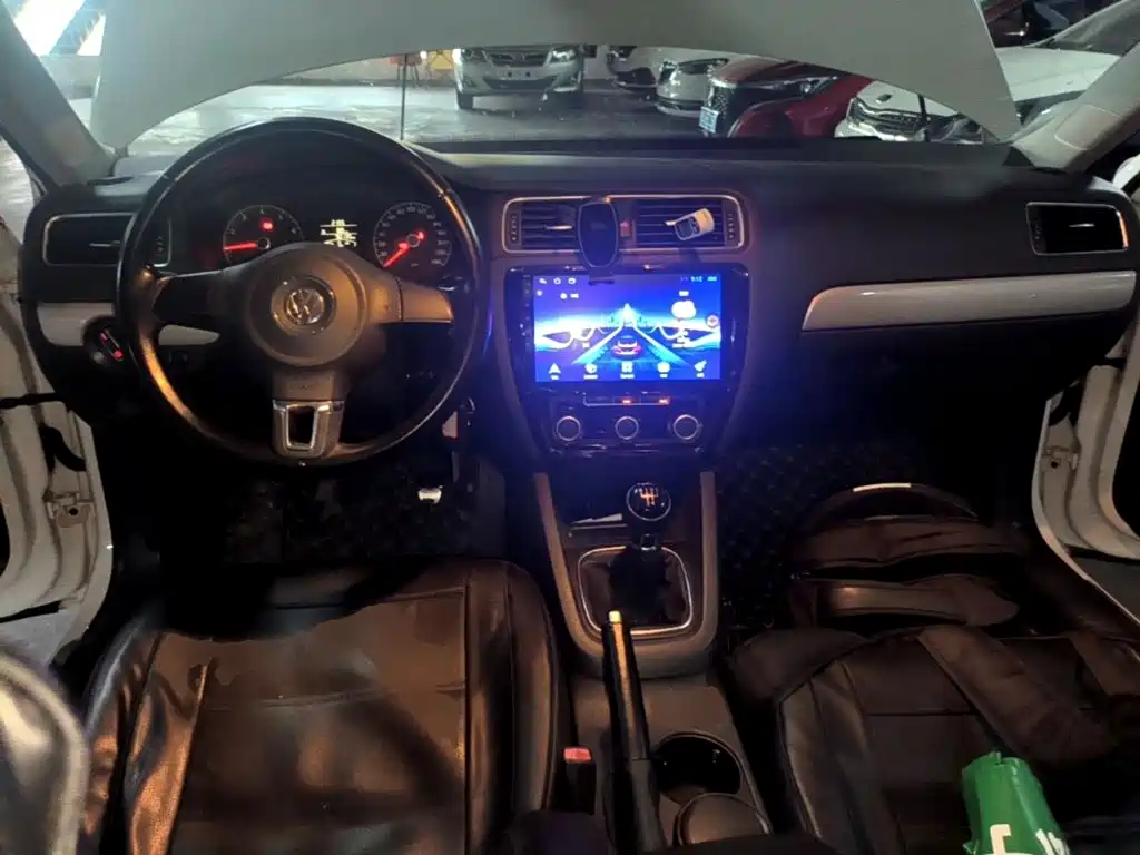 Volkswagen Sagitar — миниатюра 10