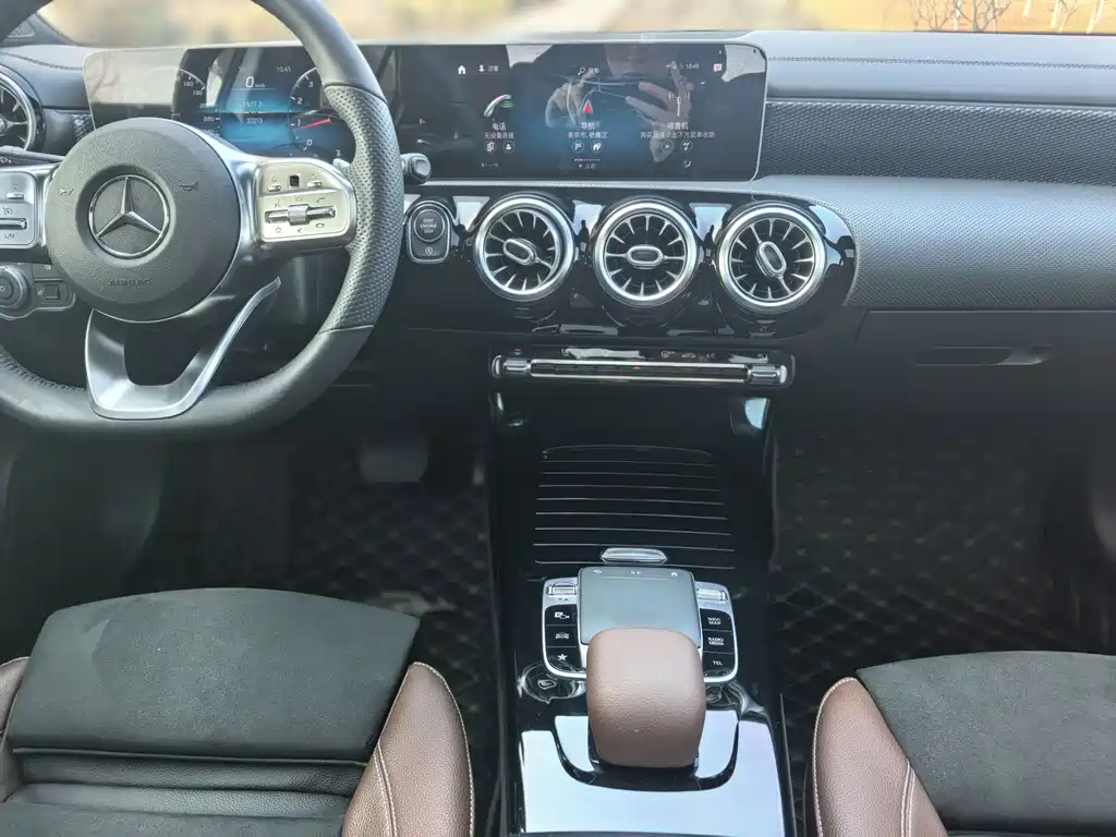 MERCEDES-BENZ A CLASS