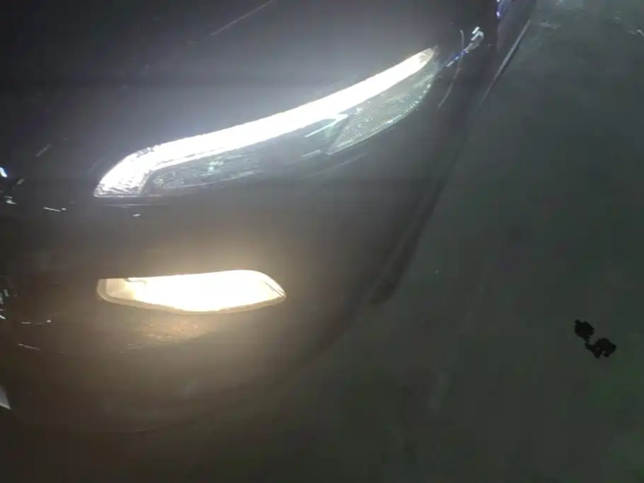 Jeep Cherokee — миниатюра 5