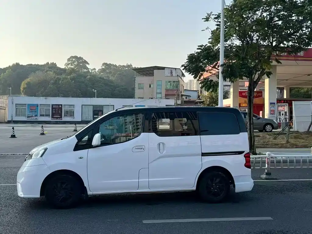 Nissan NV200 — фотографии объявления, Фото 4