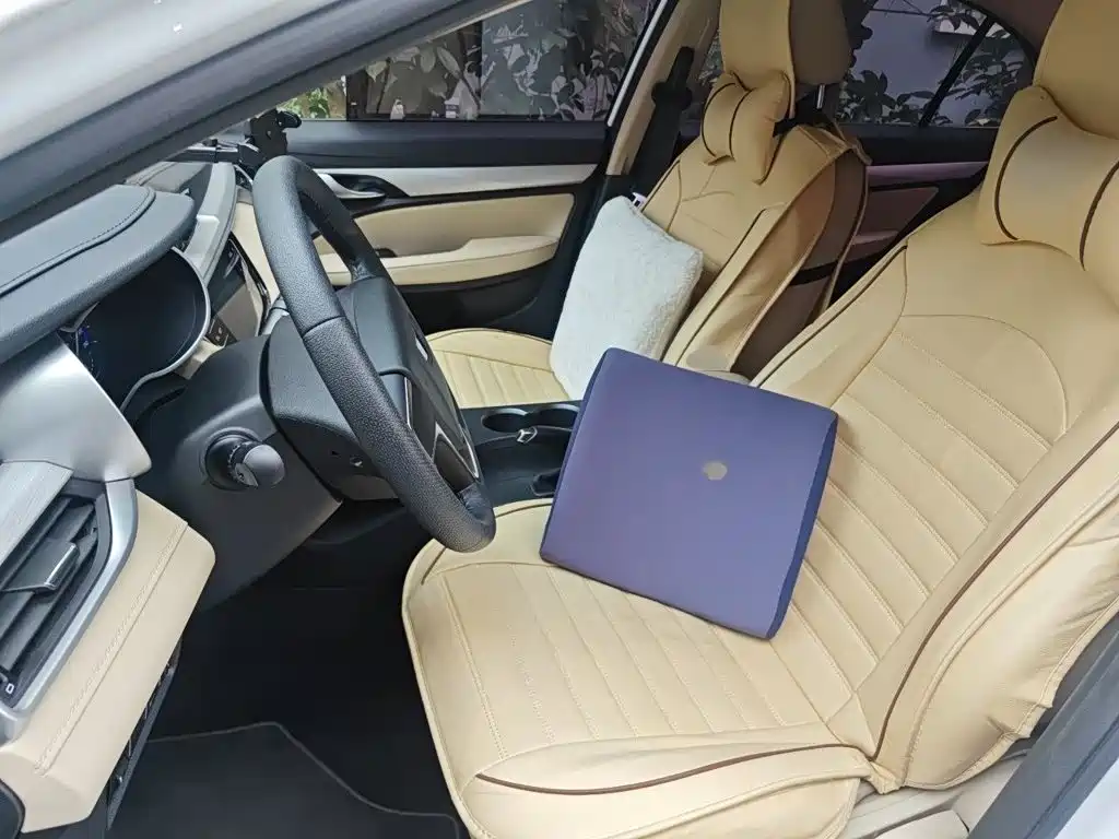 Geely Emgrand — миниатюра 8