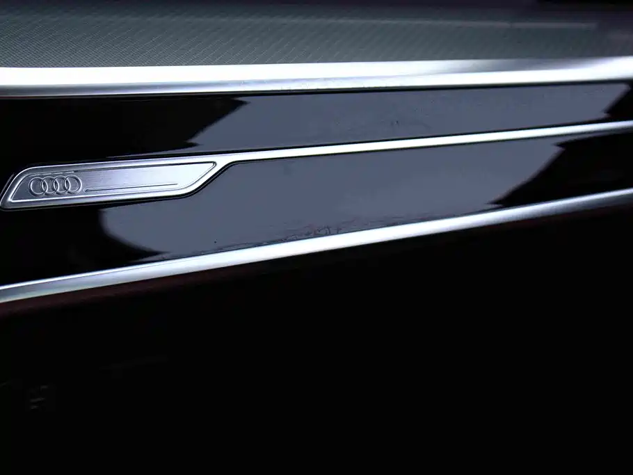 Audi A6L — миниатюра 15