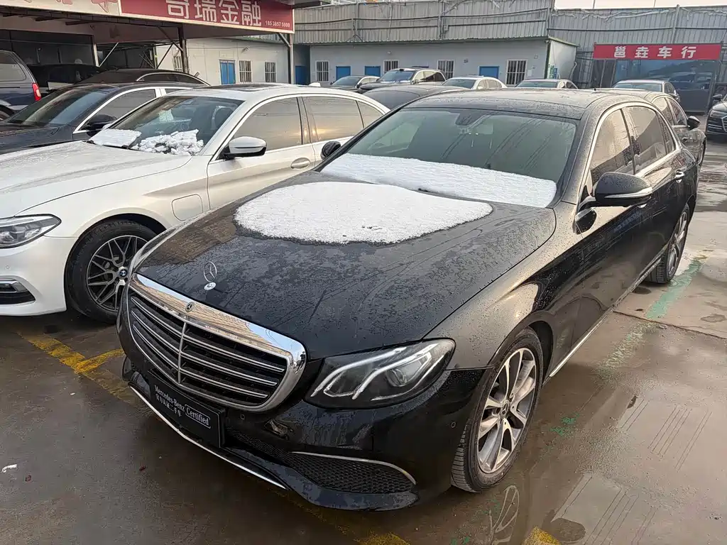 MERCEDES-BENZ E CLASS