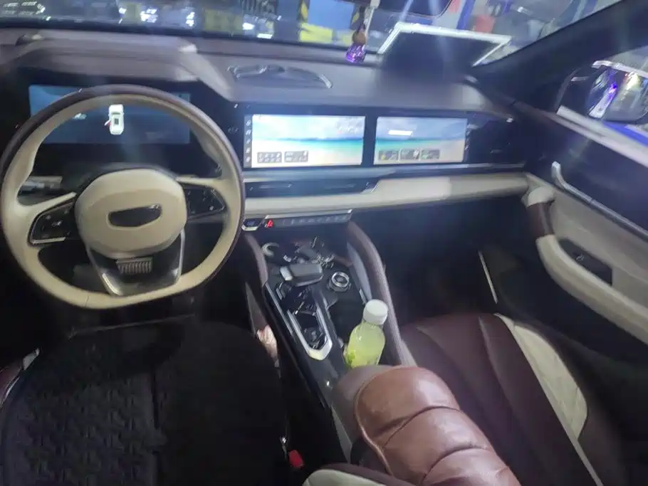 Geely Xingyue L — миниатюра 12