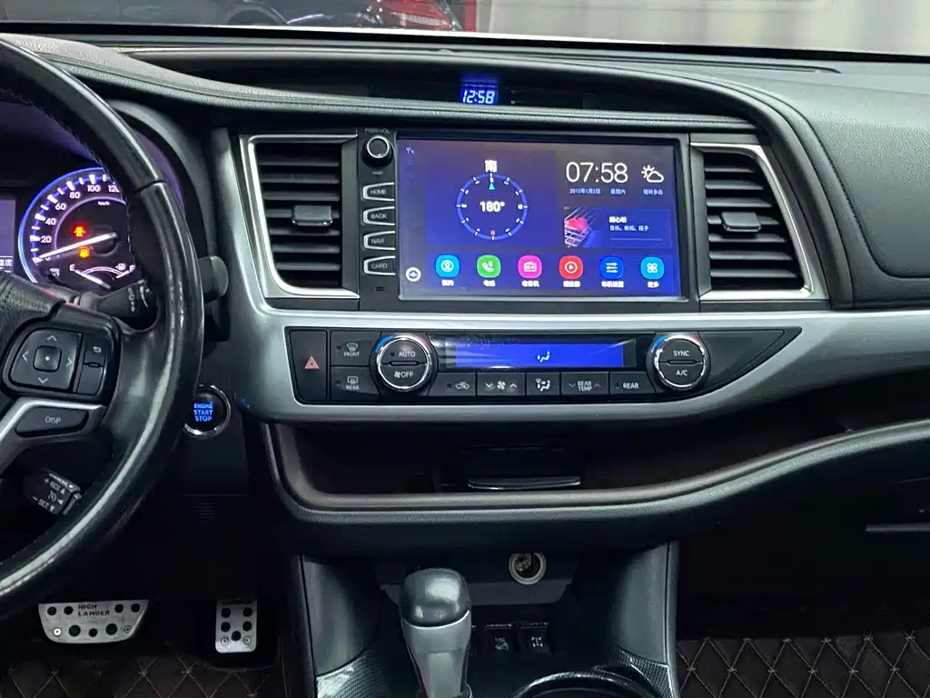Toyota Highlander — миниатюра 14