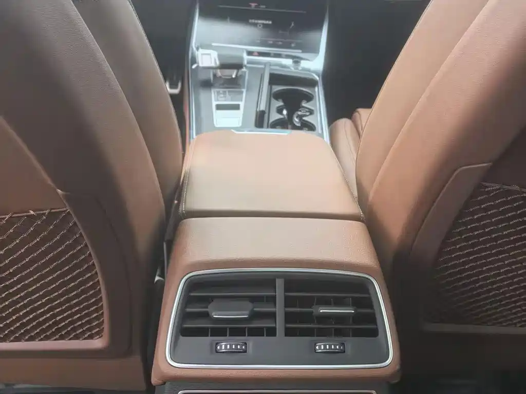 Audi A6L — миниатюра 7