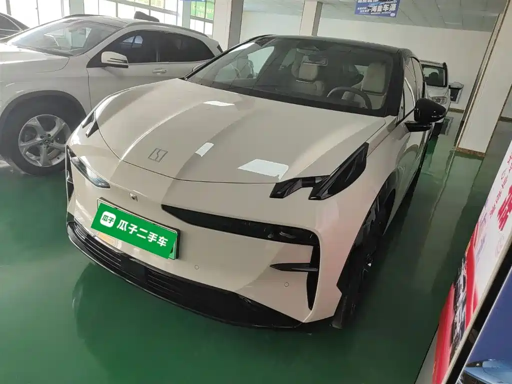 Zeekr X 2024